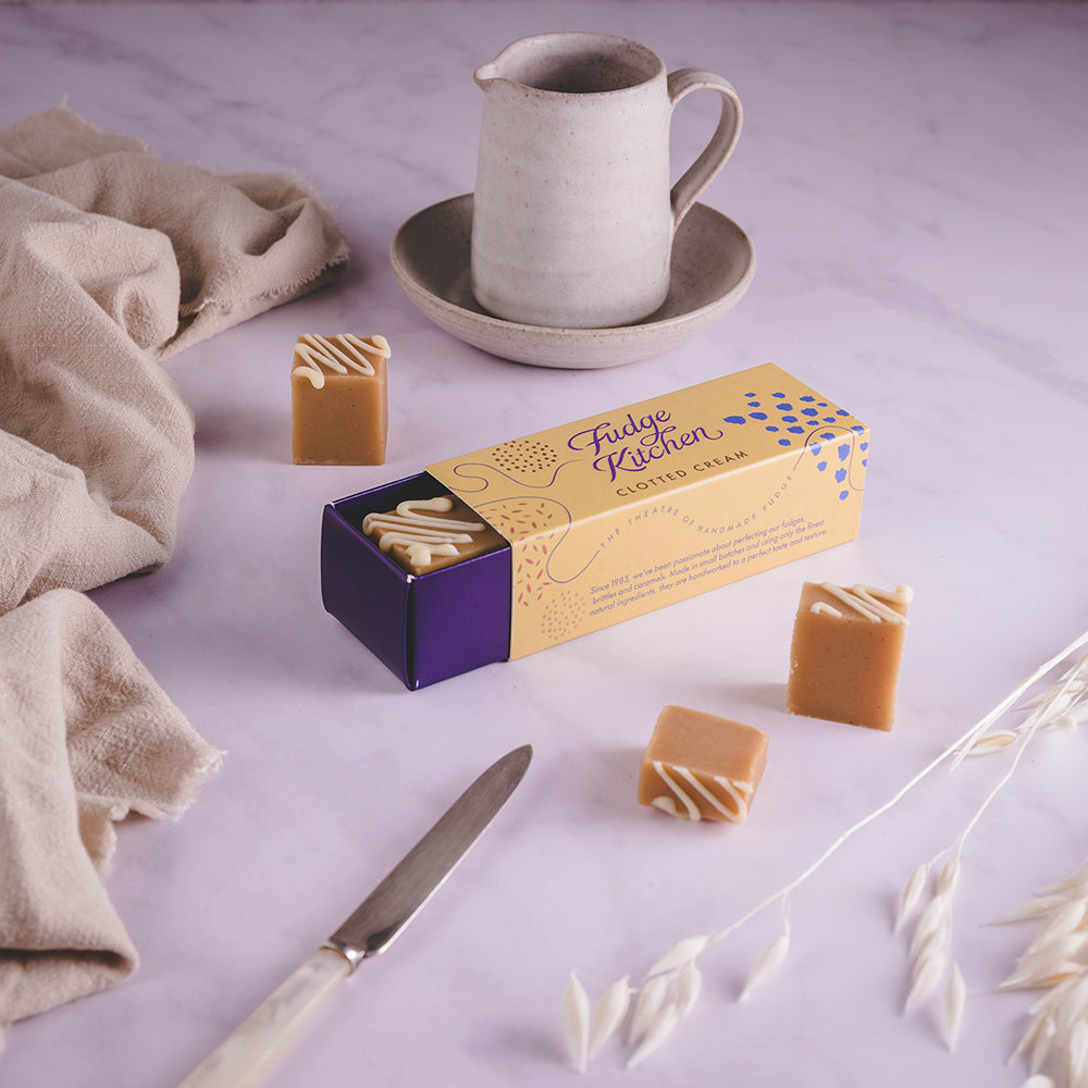 Clotted cream fudge mini