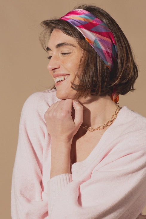 Small silk scarf 113