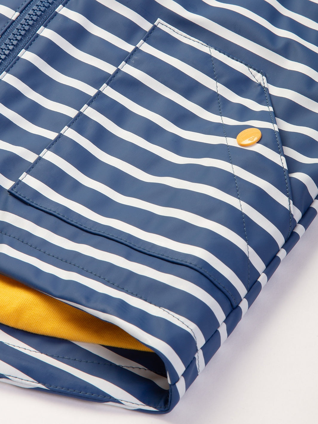 Sailor splash coat 002