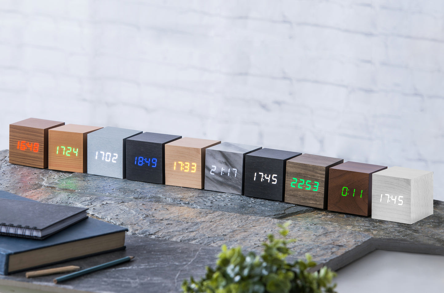 Cube Click Clock - Ash