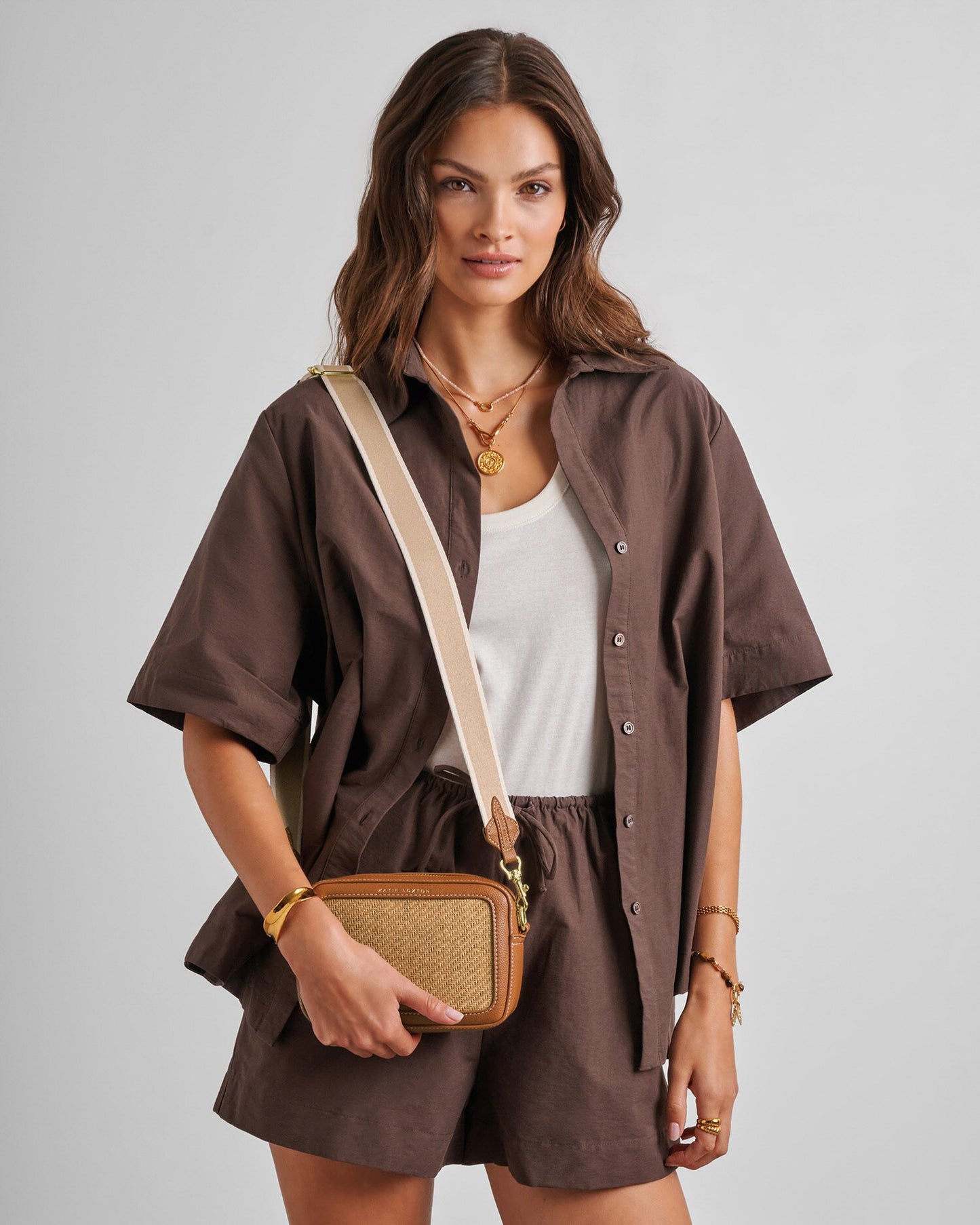 Avery Raffia Small Crossbody Bag in Cognac