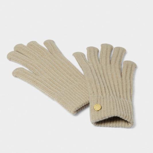 Knitted Gloves in Sand