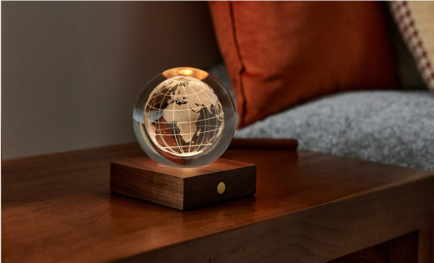 Amber crystal light - world globe
